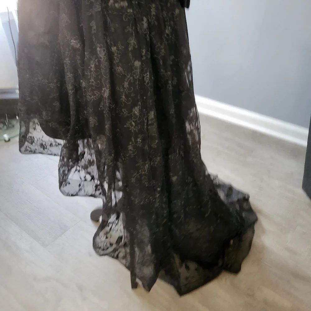 Gothic black lace dress - Picture 3 of 14